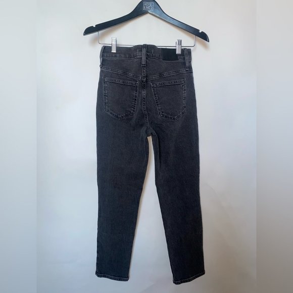 Madewell | The Perfect Vintage Jean in Lunar Wash - Picture 4 of 15